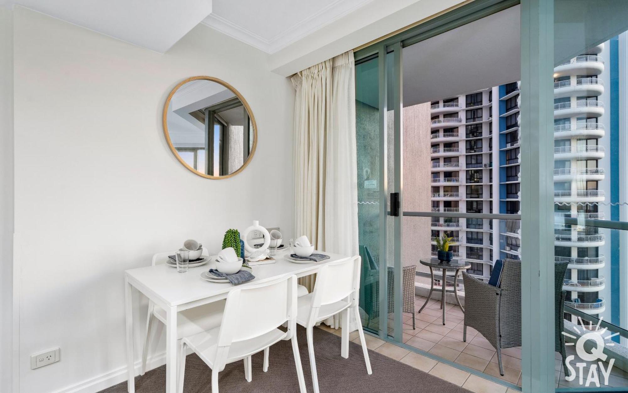 Legends Surfers Paradise Mid Week Madness Deal - Q Stay Голд-Кост Экстерьер фото