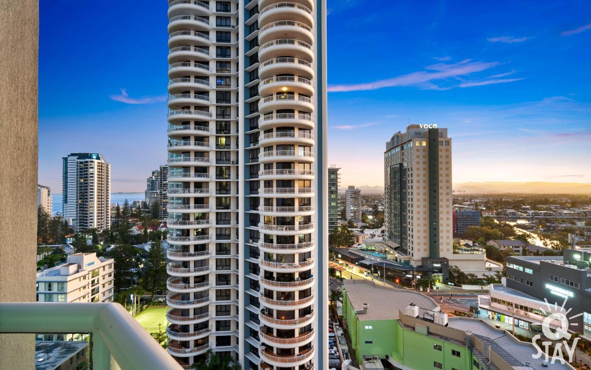 Legends Surfers Paradise Mid Week Madness Deal - Q Stay Голд-Кост Экстерьер фото