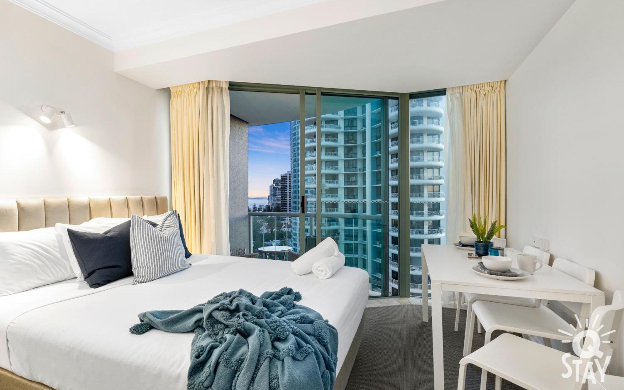 Legends Surfers Paradise Mid Week Madness Deal - Q Stay Голд-Кост Экстерьер фото