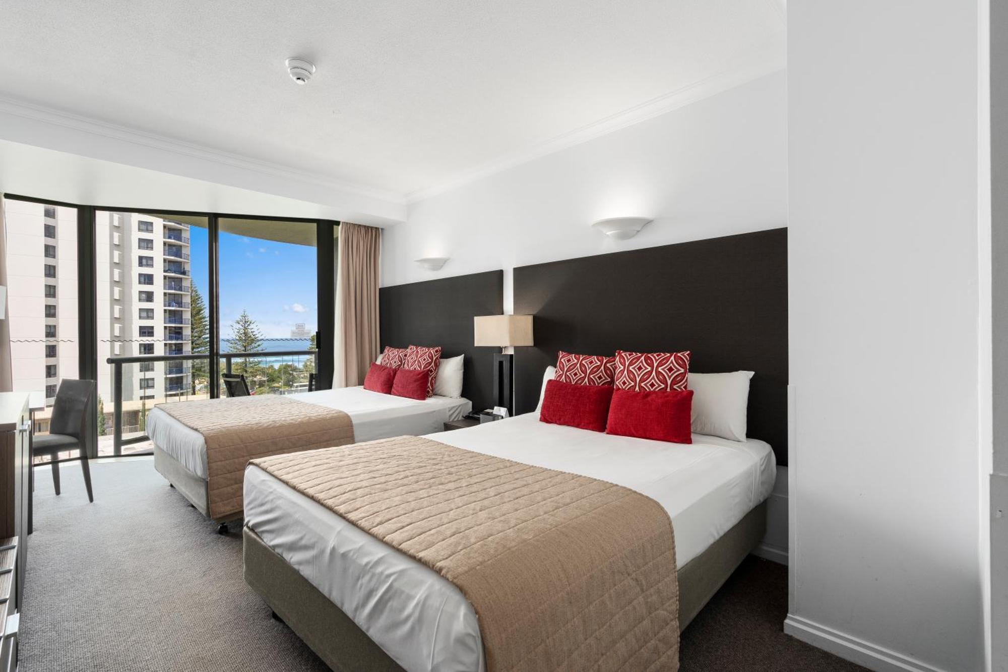 Legends Surfers Paradise Mid Week Madness Deal - Q Stay Голд-Кост Экстерьер фото