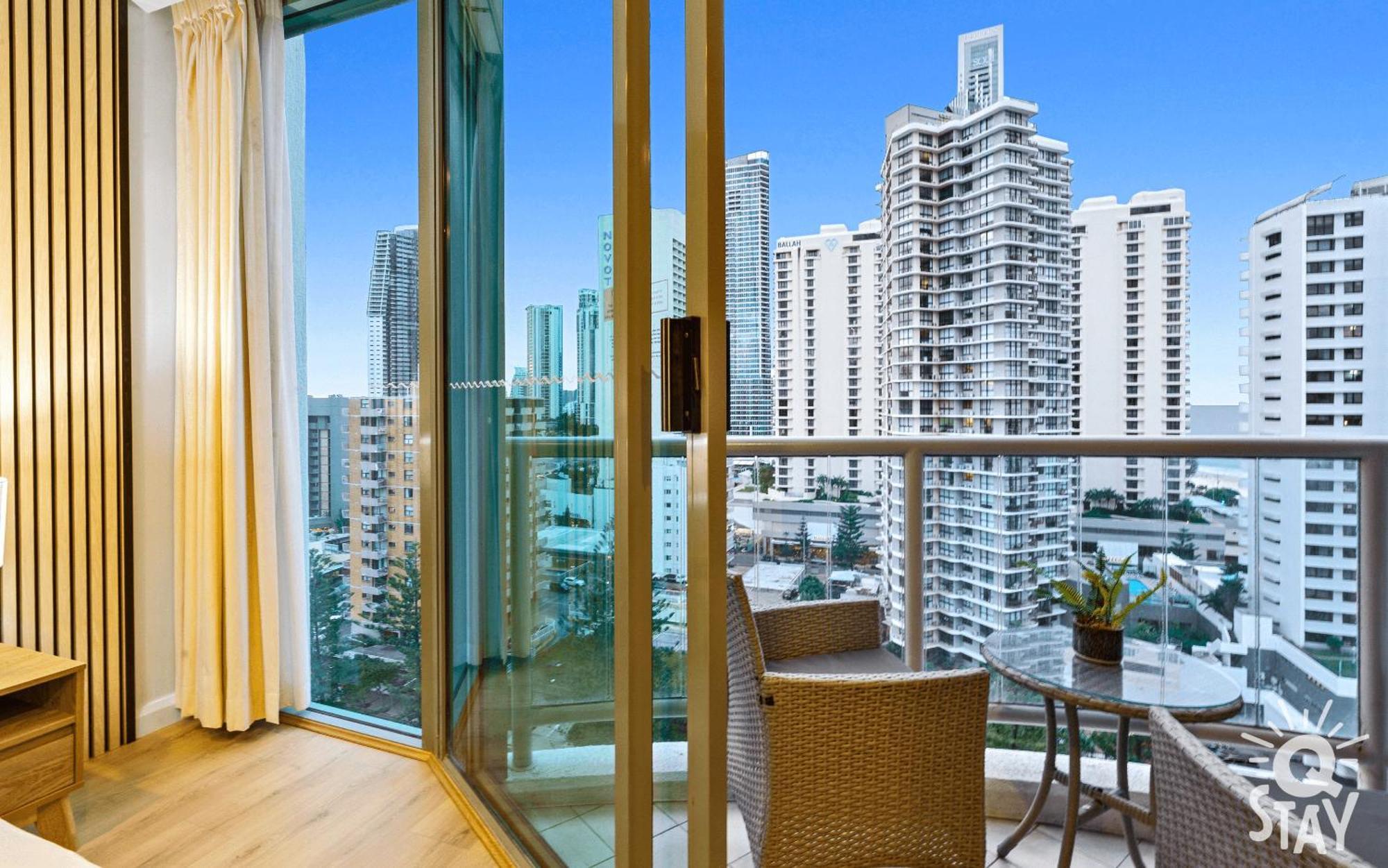 Legends Surfers Paradise Mid Week Madness Deal - Q Stay Голд-Кост Экстерьер фото